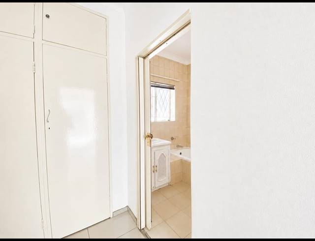 3 BEDROOM PROPERTY TO RENT IN WENDYWOOD